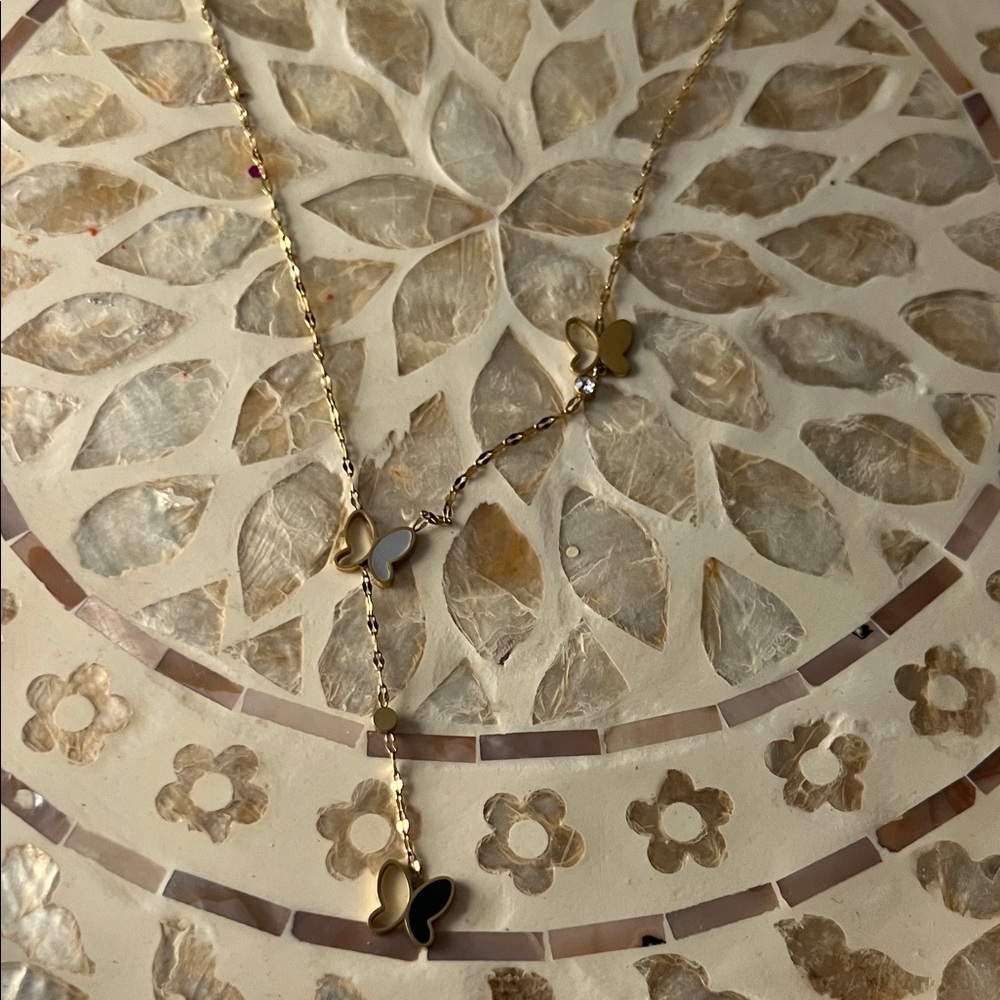 Elegant Gold Butterfly Necklace
